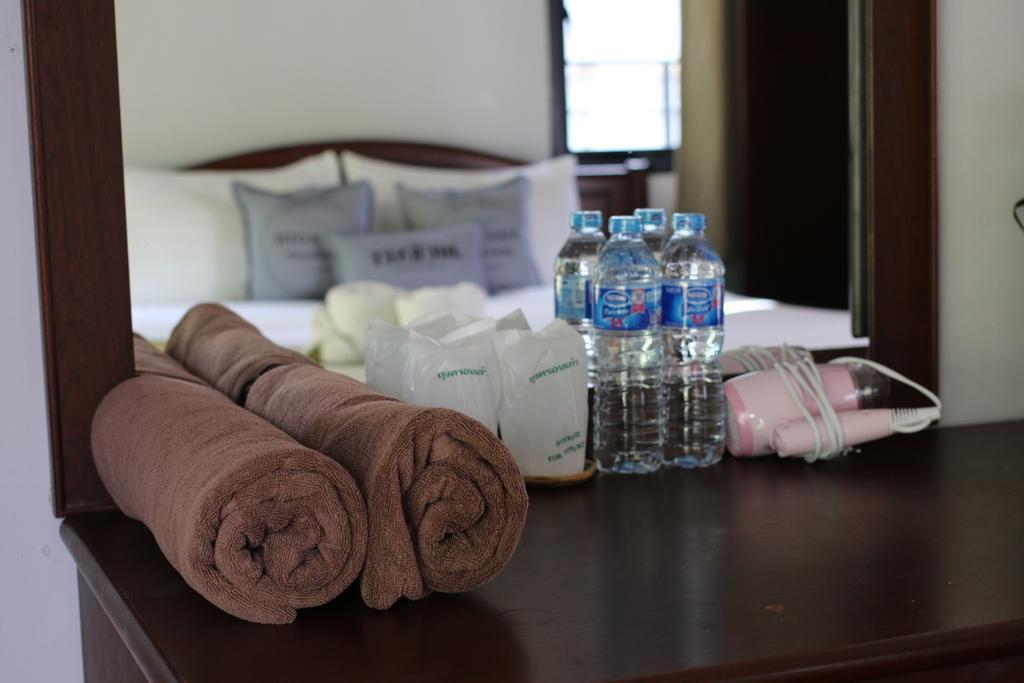 Plawan Lipe Resort Ngoại thất bức ảnh